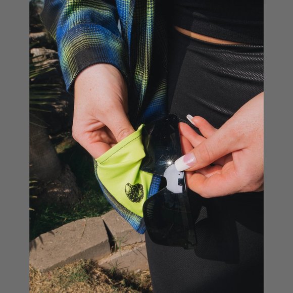 DIXXON - GILL MAN Flannel Shirt - Women's Large - Picture 10 of 12